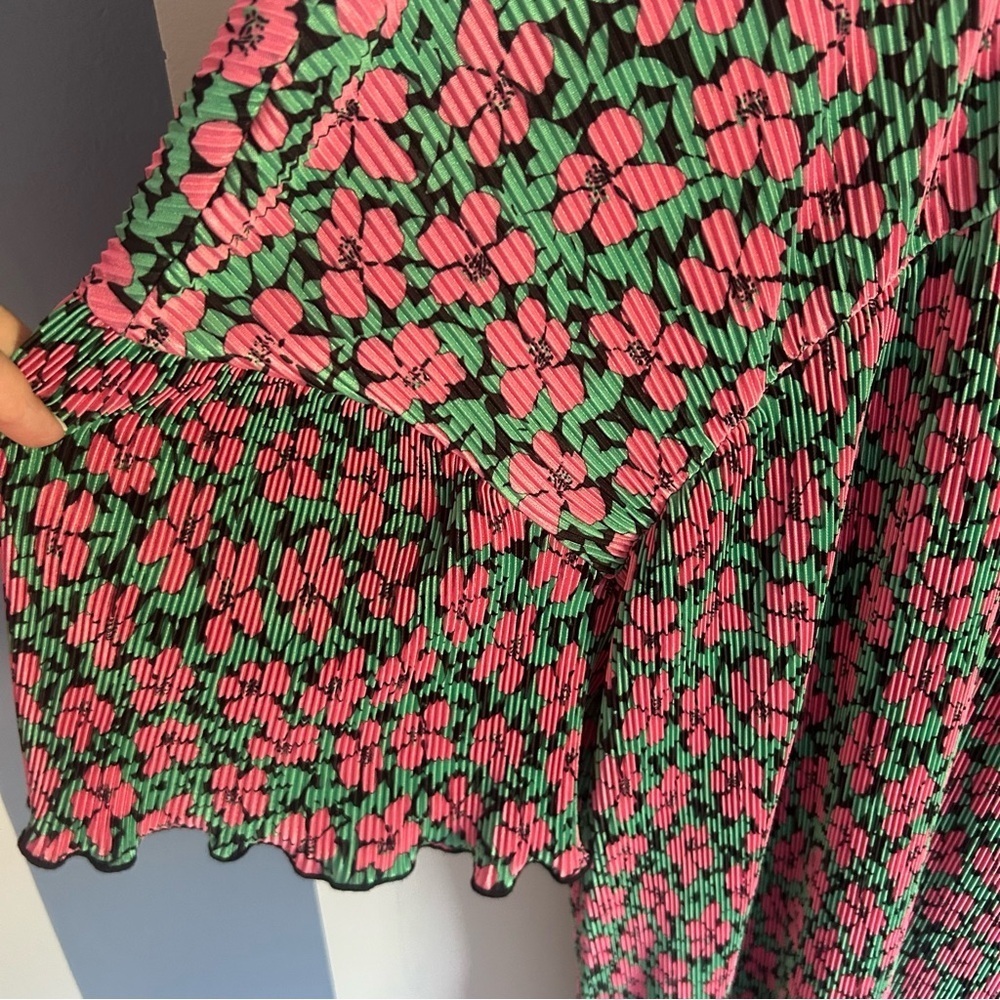 ASOS maternity mini pluses crew neck dress pink green floral - Picture 5 of 10
